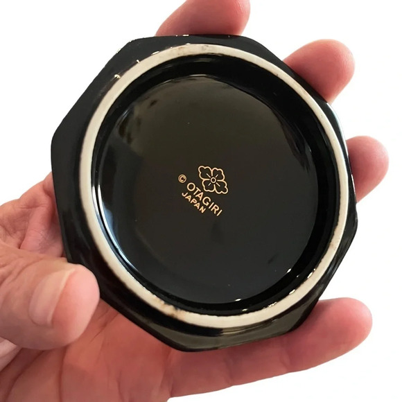 Vintage Otagiri Black Gold Seashell Trinket Box - Picture 4 of 7